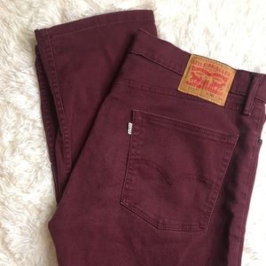 36 x 34 Levi Jeans burgundy